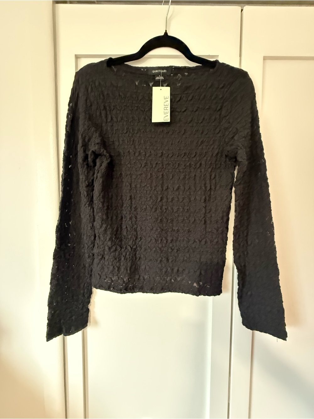 Evereve Sanctuary Black Lightweight Textured Long Sleeve Tee
